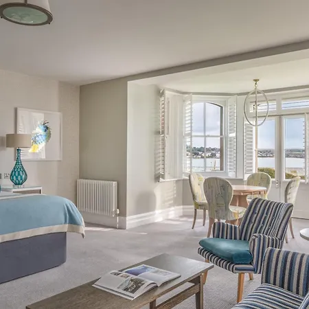 Hotell Harbour 4*